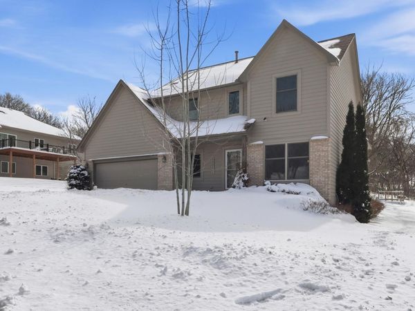 1005 Crystal Lake Road W, Burnsville, MN 55306