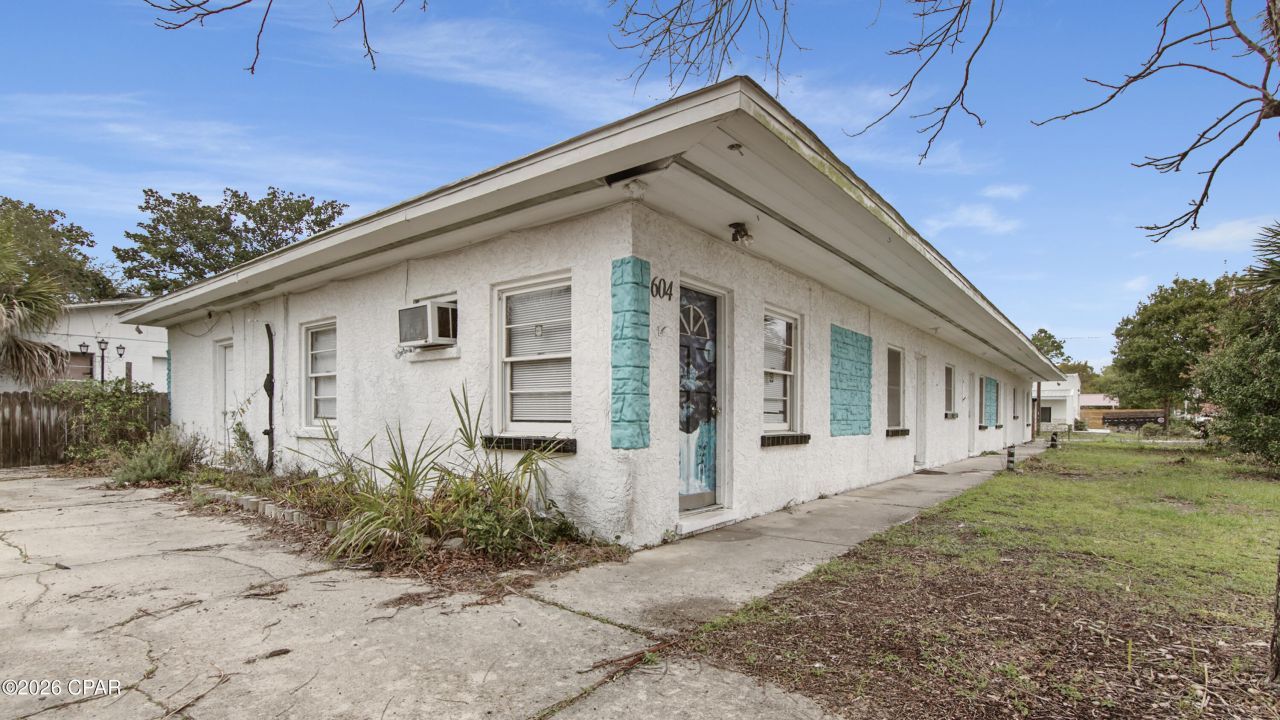 604 Fernwood Street, Panama City Beach, FL 32407 Main Photo