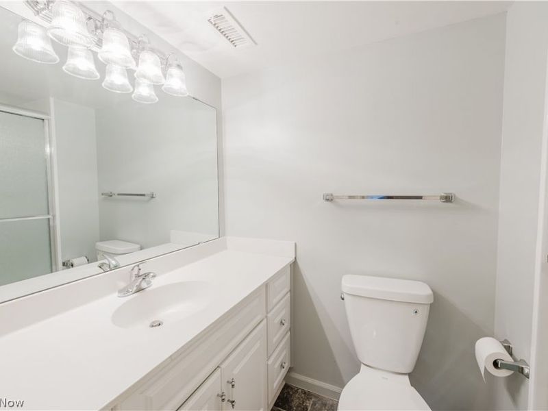 22701 Center Ridge Road, Unit 207, Rocky River, OH 44116 Photo 13