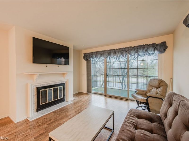 22701 Center Ridge Road, Unit 207, Rocky River, OH 44116 Photo 4