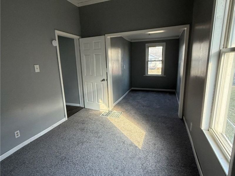 717 Spangler Drive, Zanesville, OH 43701 Photo 2