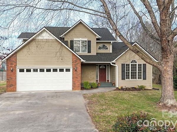 23 Westmont Drive , Asheville, NC 28806