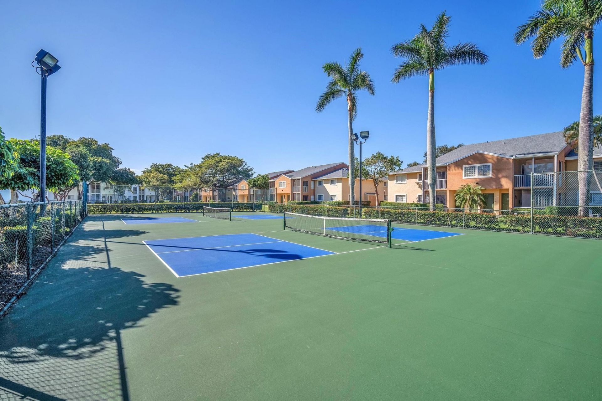 4200 Community Drive, West Palm Beach, FL 33409 Photo