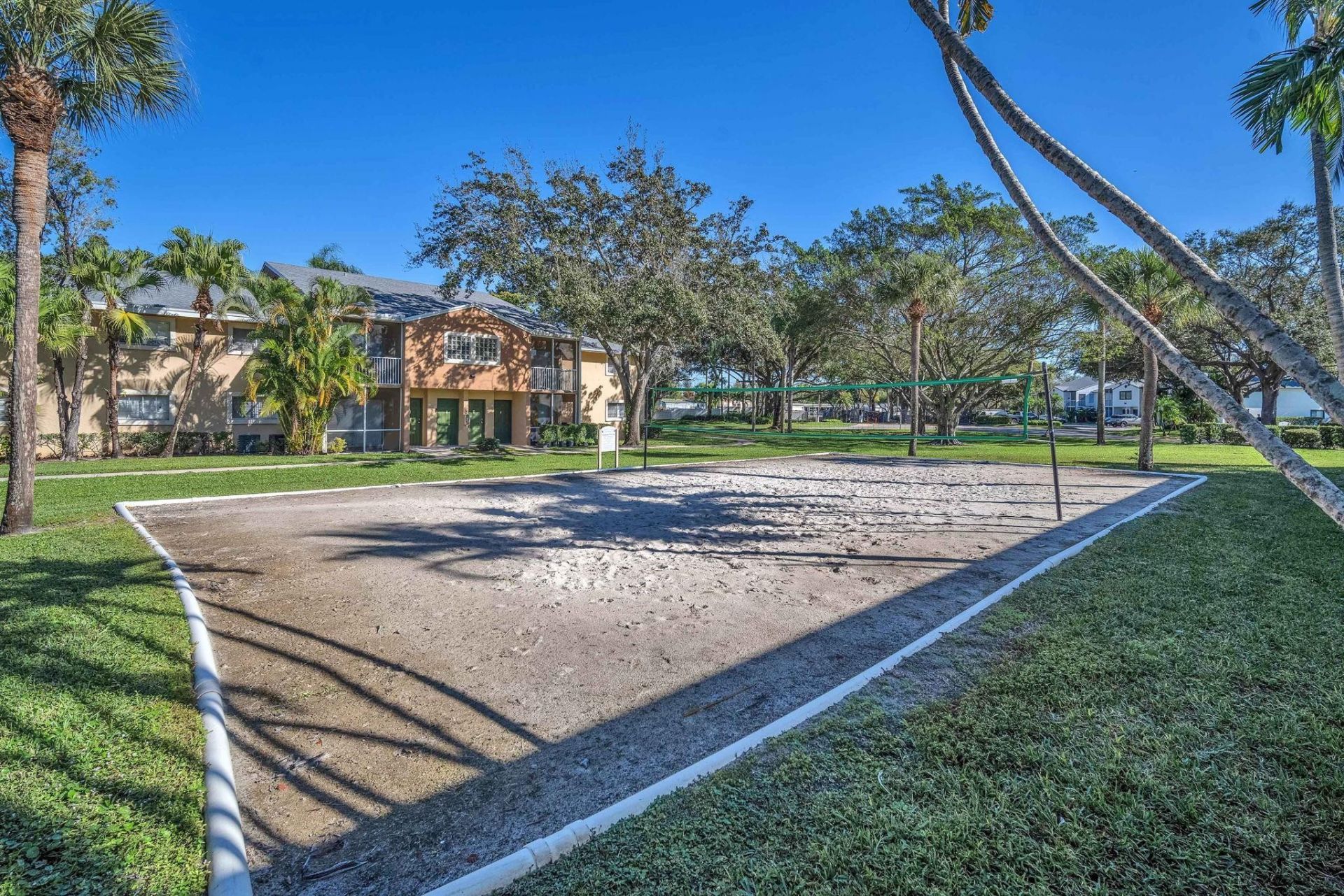 4200 Community Drive, West Palm Beach, FL 33409 Photo