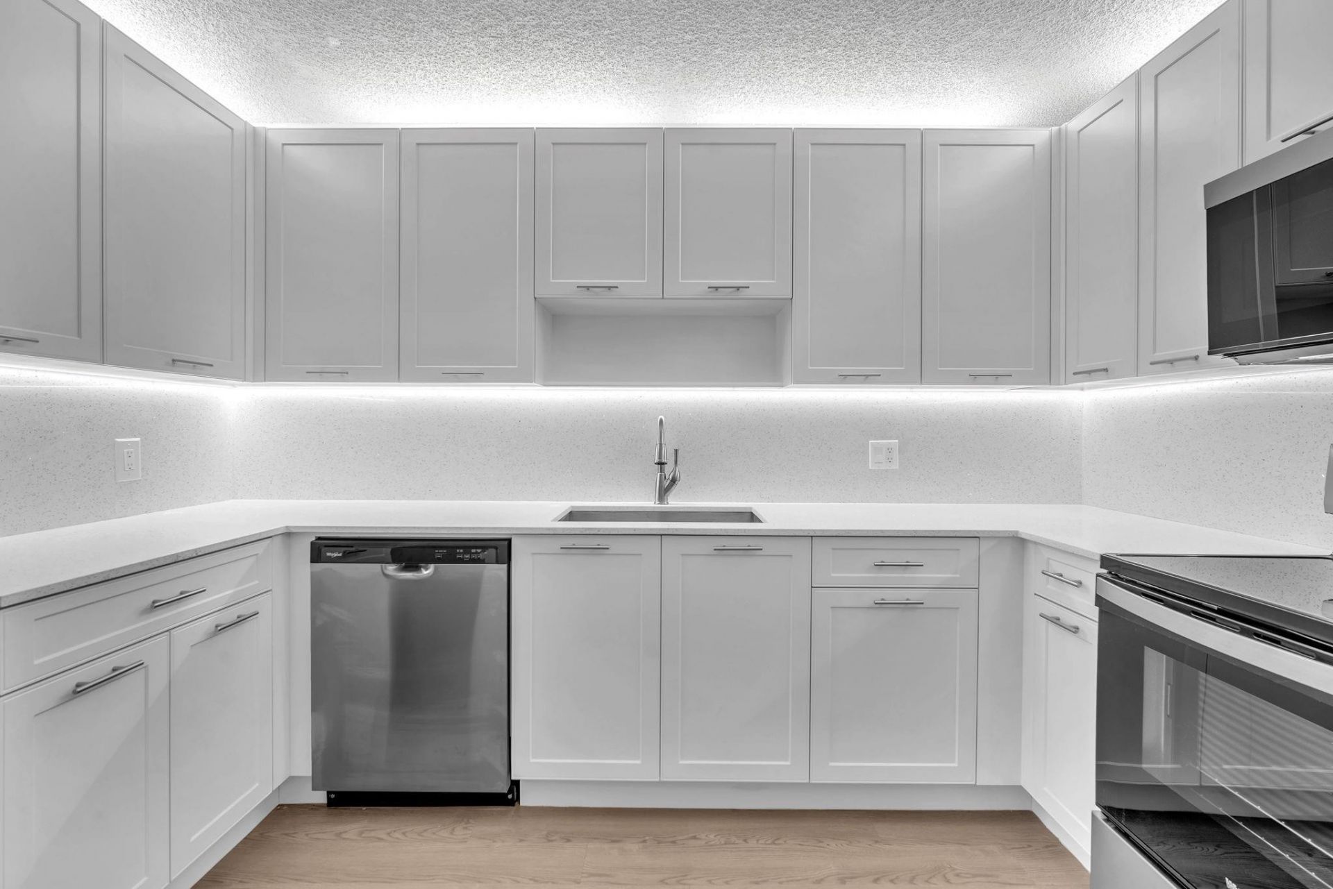 4200 Community Drive, West Palm Beach, FL 33409 Photo