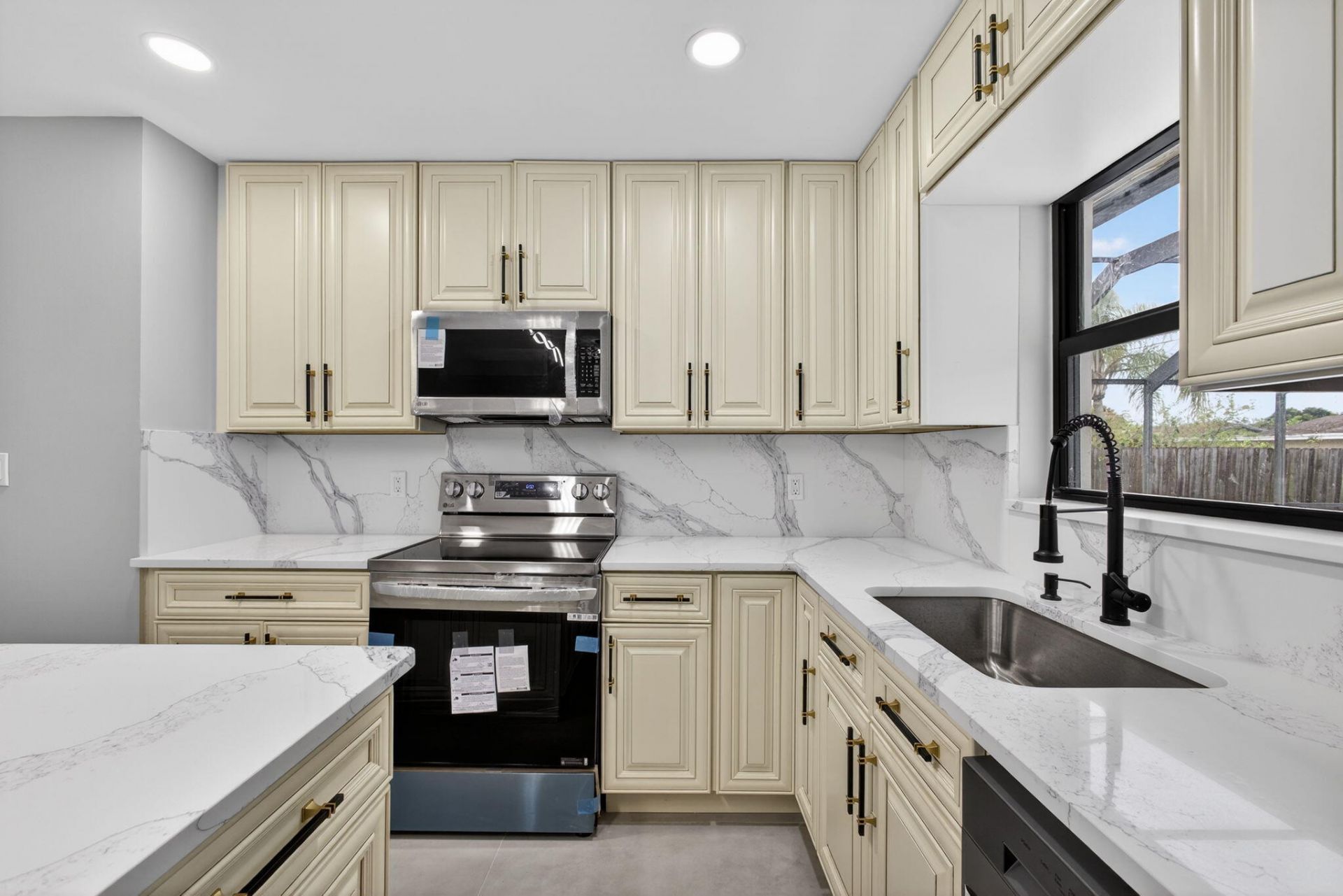 3374 Florida Boulevard, Palm Beach Gardens, FL 33410 Photo