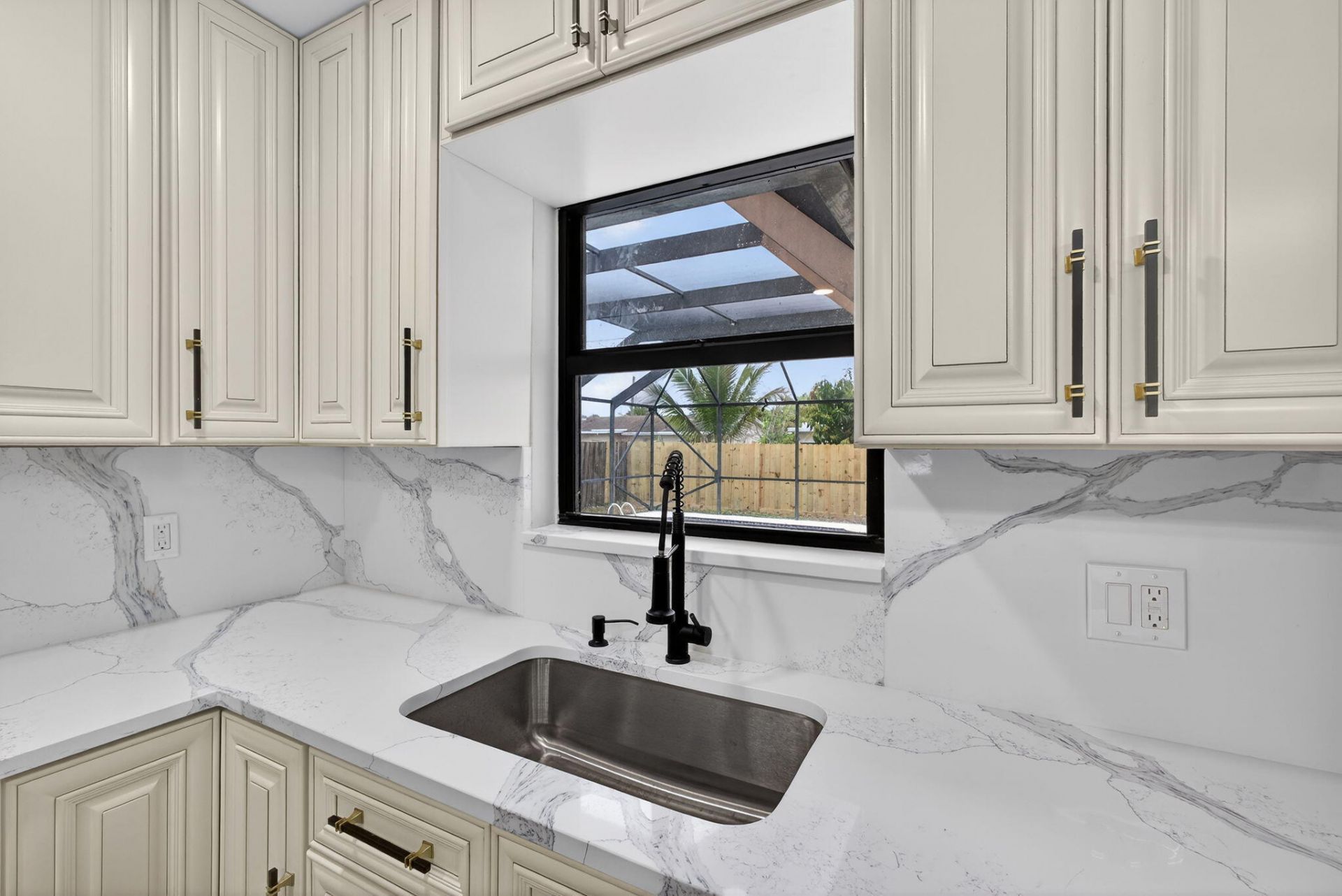 3374 Florida Boulevard, Palm Beach Gardens, FL 33410 Photo