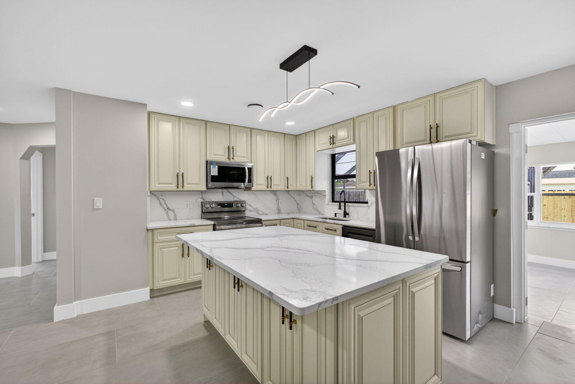 3374 Florida Boulevard, Palm Beach Gardens, FL 33410 Photo