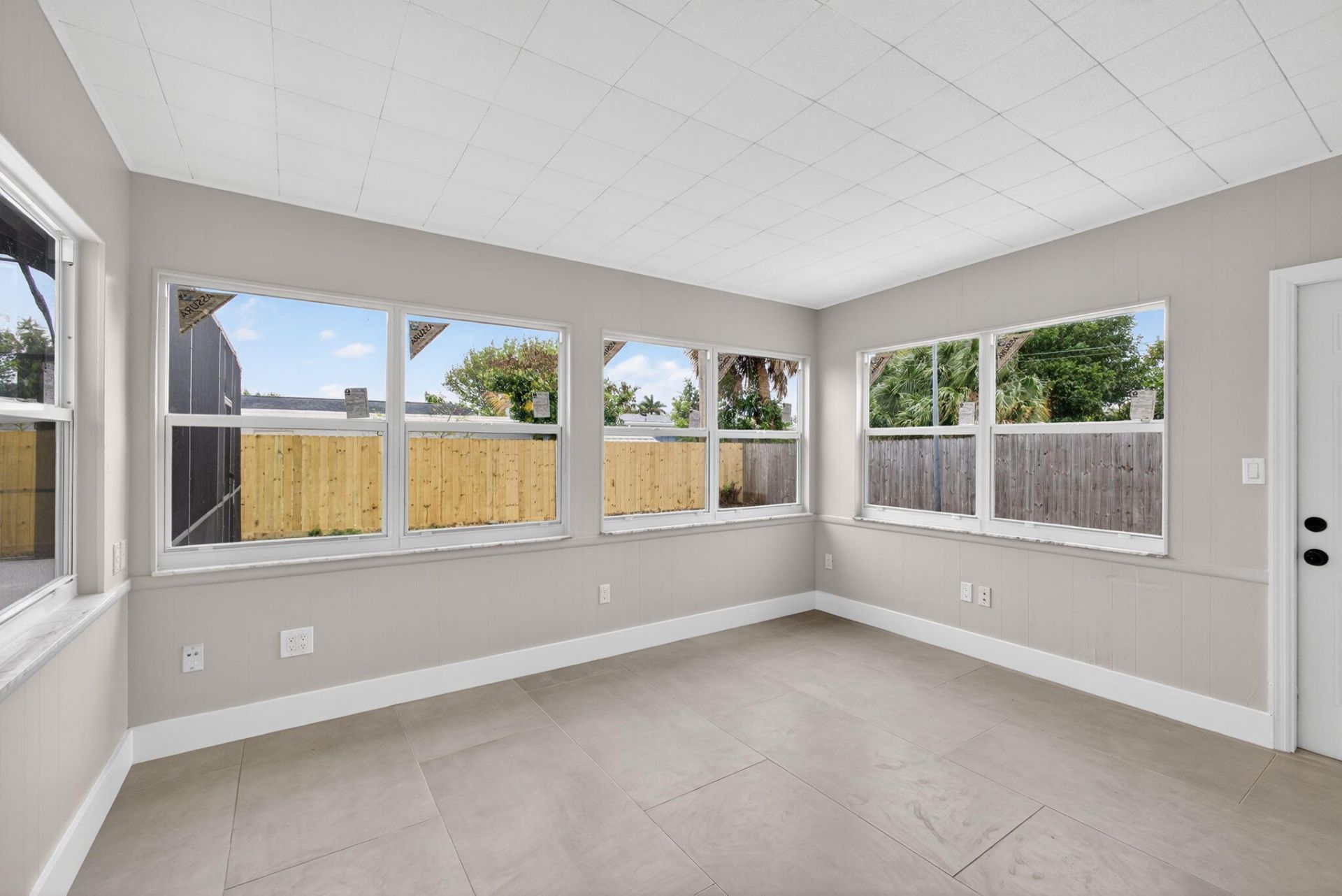 3374 Florida Boulevard, Palm Beach Gardens, FL 33410 Photo