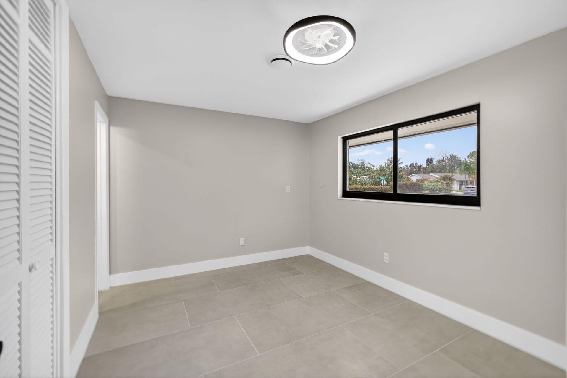 3374 Florida Boulevard, Palm Beach Gardens, FL 33410 Photo