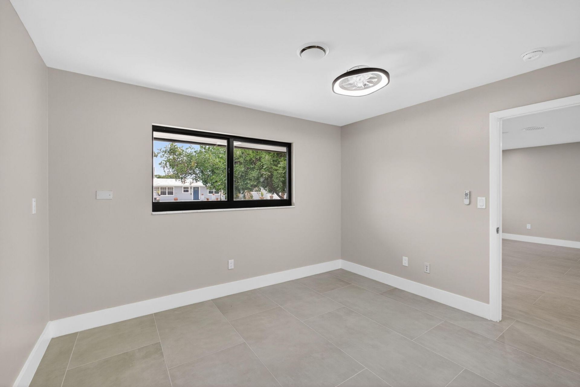 3374 Florida Boulevard, Palm Beach Gardens, FL 33410 Photo