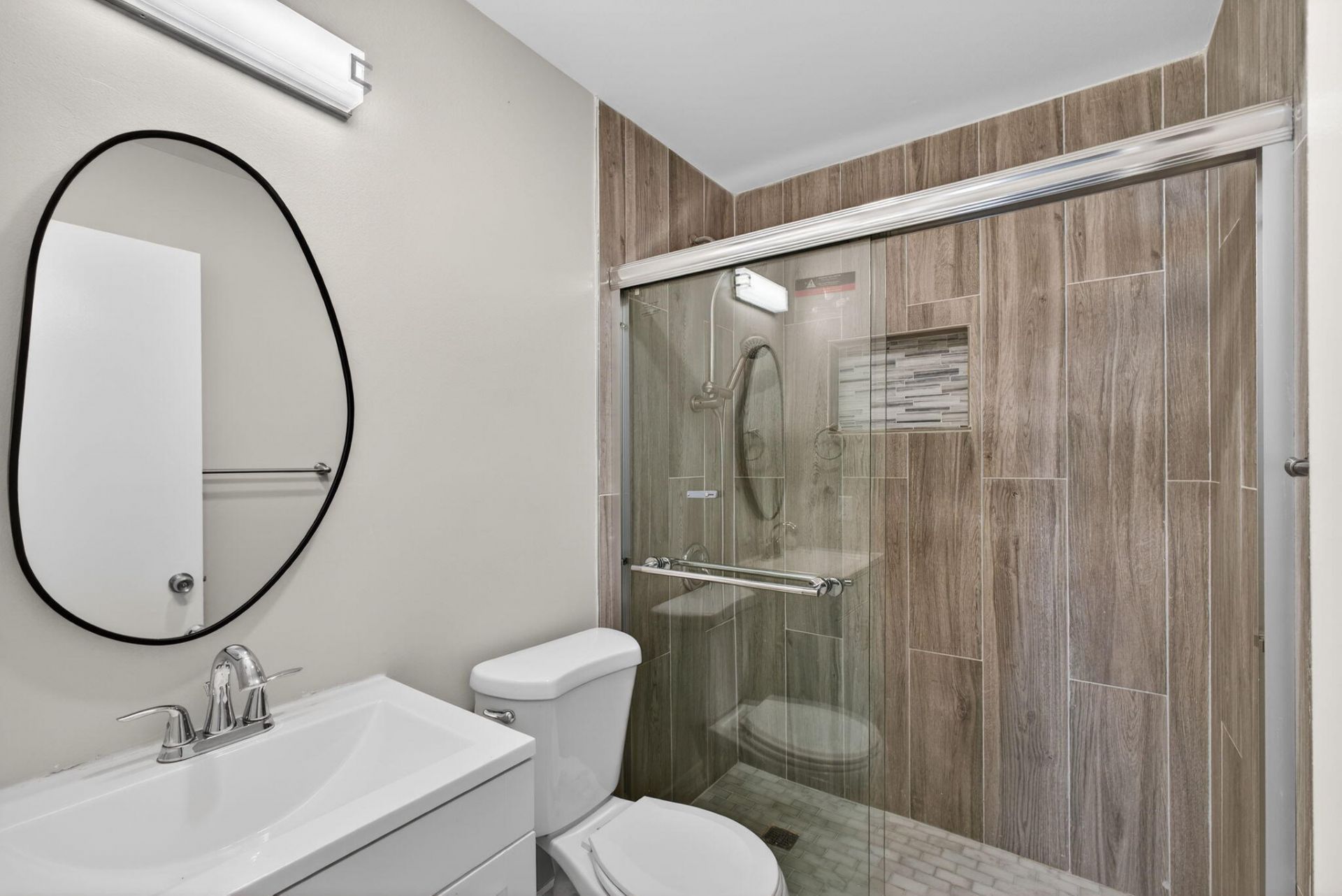 3374 Florida Boulevard, Palm Beach Gardens, FL 33410 Photo