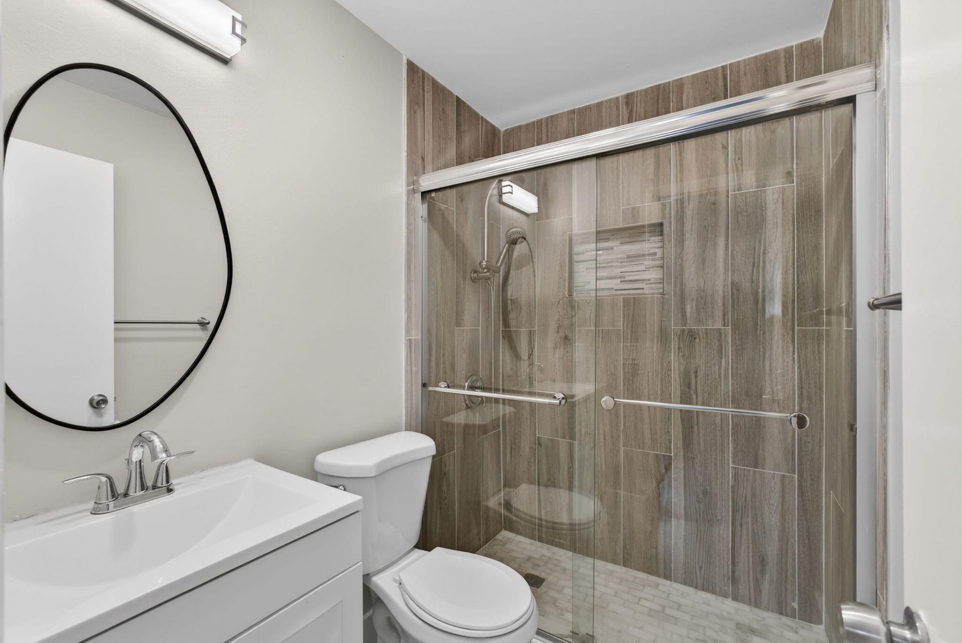 3374 Florida Boulevard, Palm Beach Gardens, FL 33410 Photo