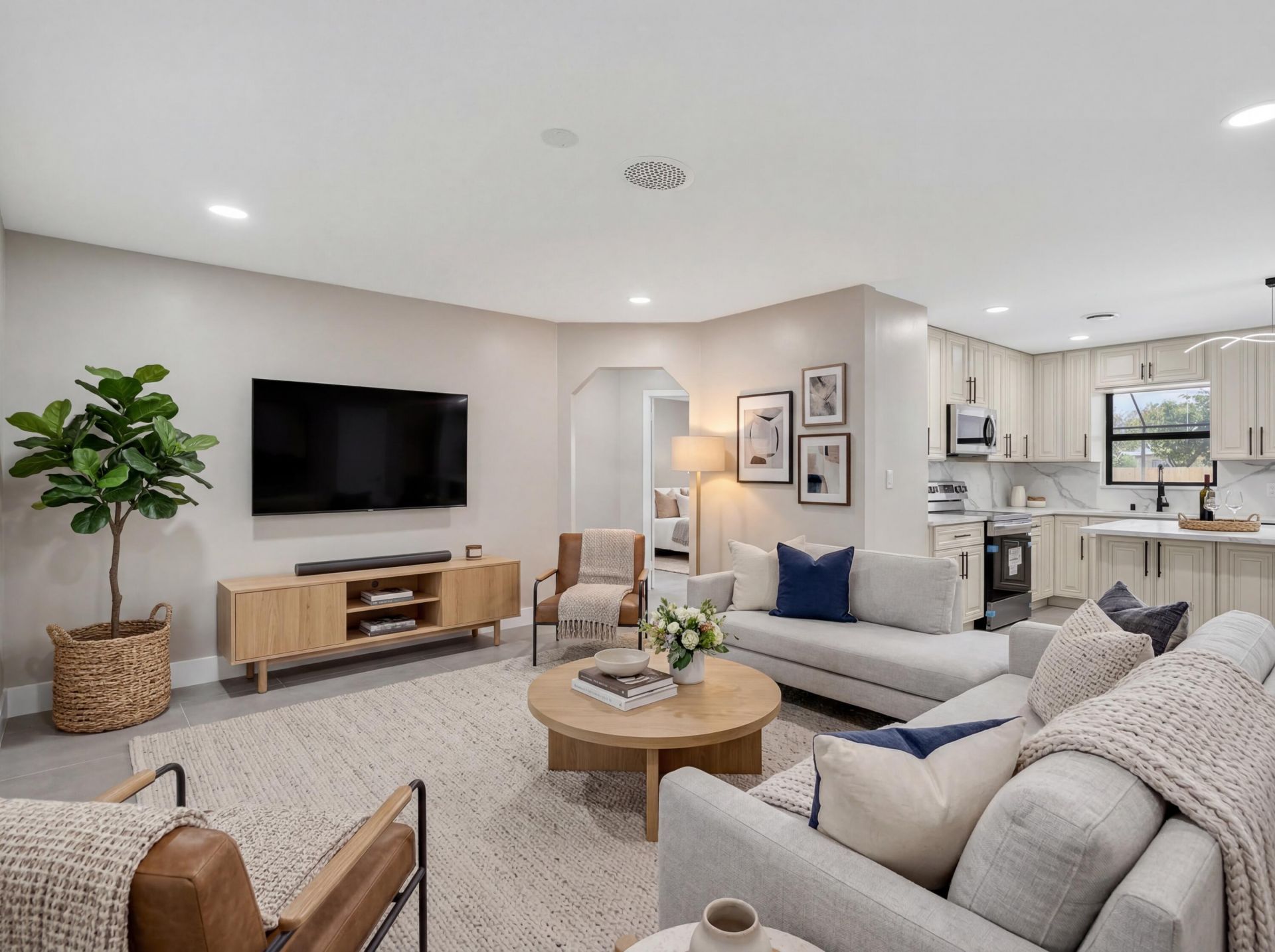 3374 Florida Boulevard, Palm Beach Gardens, FL 33410 Photo