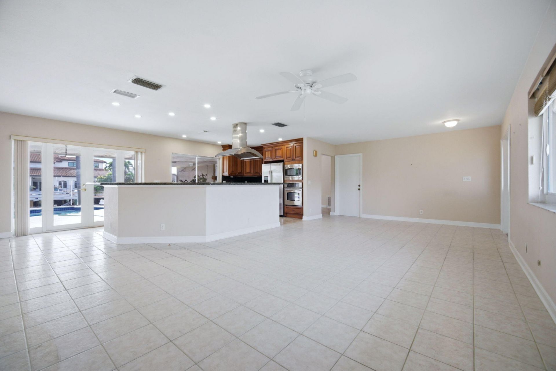 47 Fort Royal Island, Fort Lauderdale, FL 33308 Photo