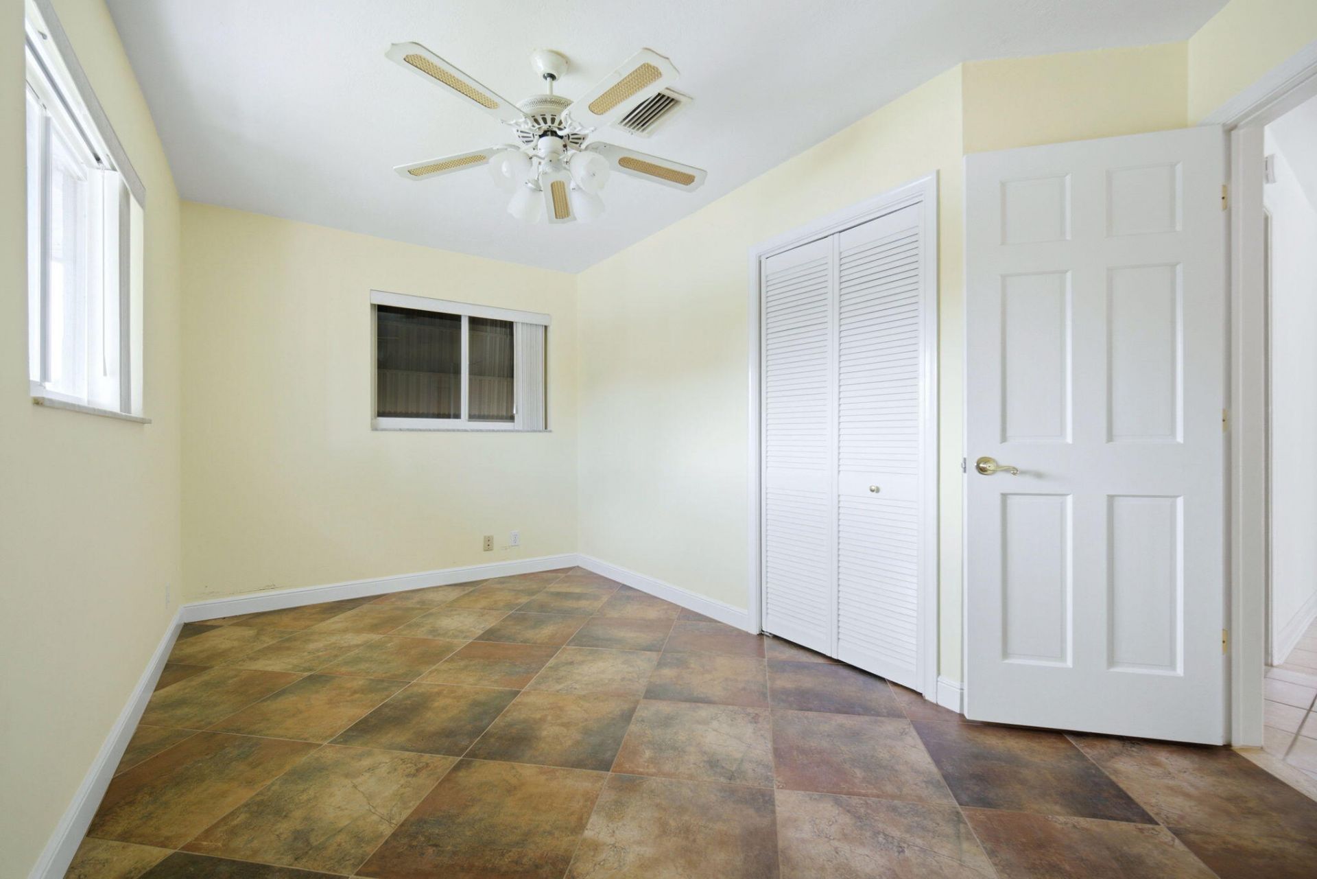 47 Fort Royal Island, Fort Lauderdale, FL 33308 Photo