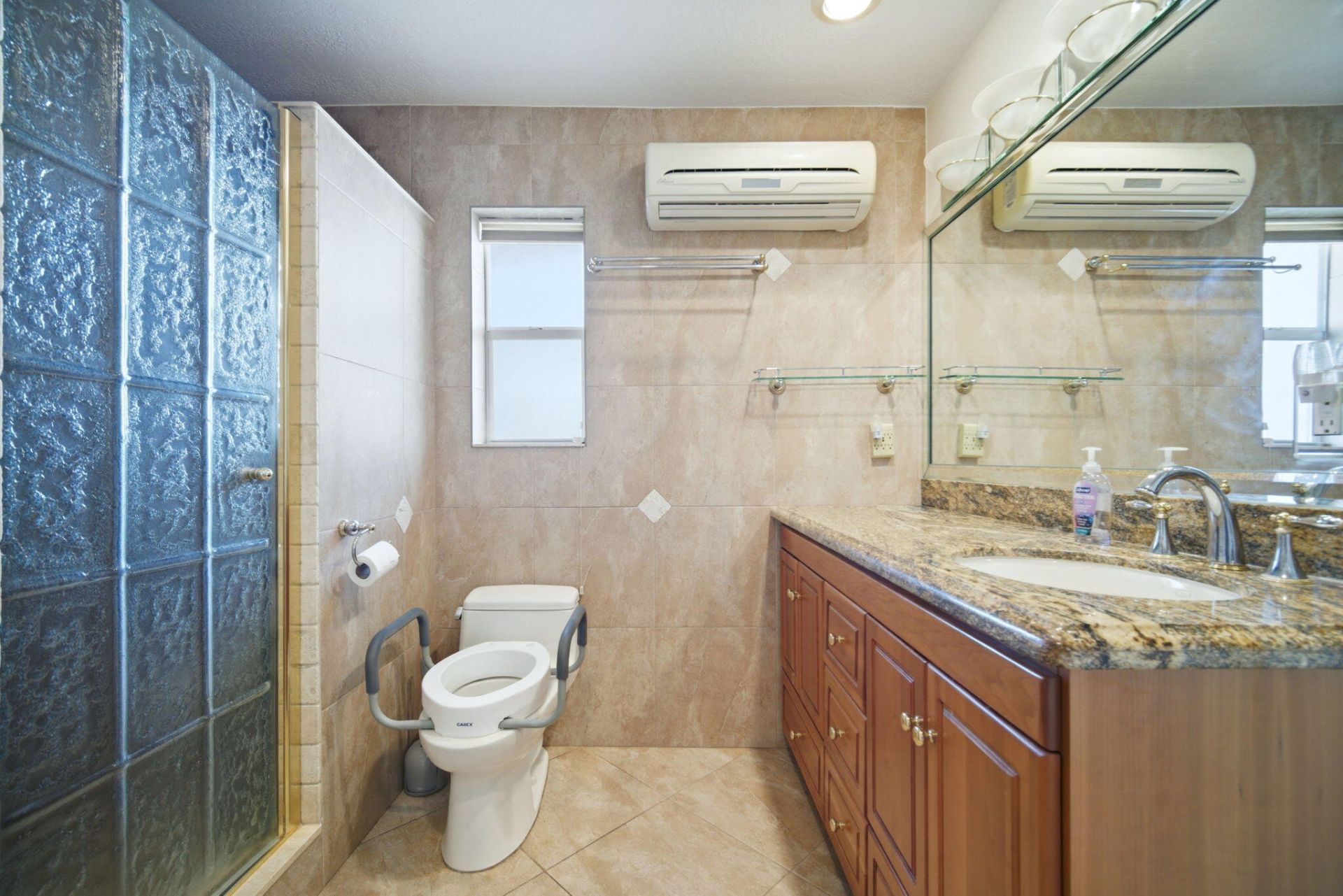 47 Fort Royal Island, Fort Lauderdale, FL 33308 Photo