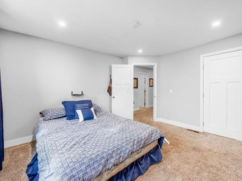 1930 Floral Avenue, Columbus, OH 43223 Photo 27