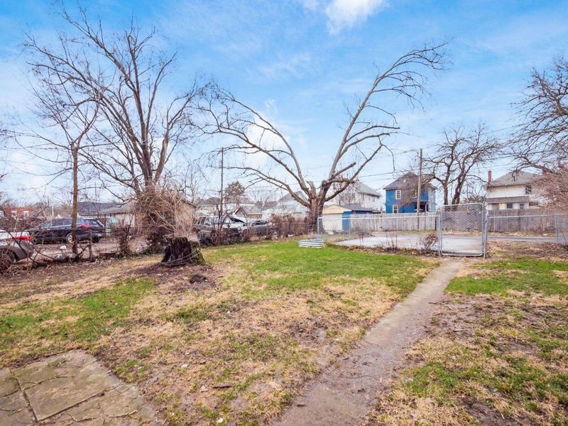 1930 Floral Avenue, Columbus, OH 43223 Photo 32