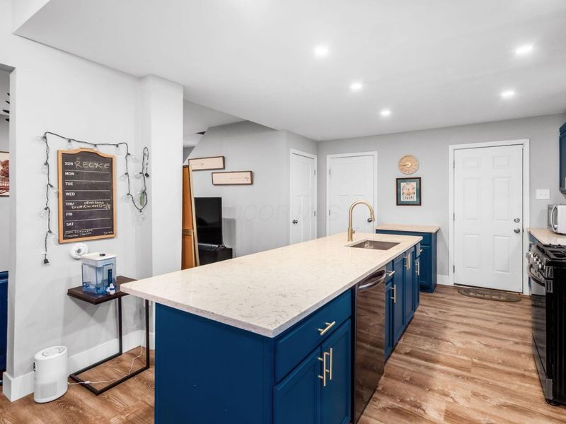 1930 Floral Avenue, Columbus, OH 43223 Photo 9