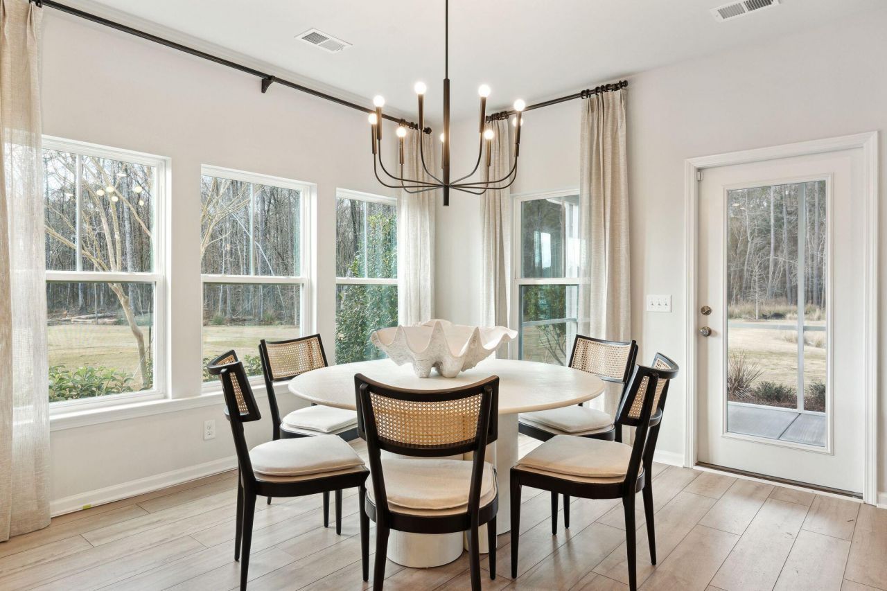 1640 Locals Street Photo 10