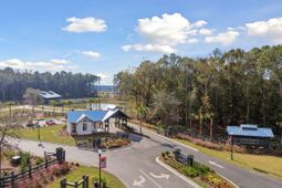 1640 Locals Street photo 4