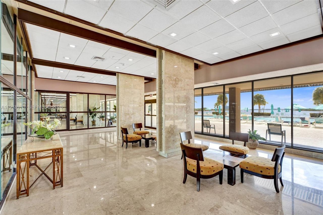 300 Bayview Dr , Unit 205, Sunny Isles Beach, FL 33160 Photo