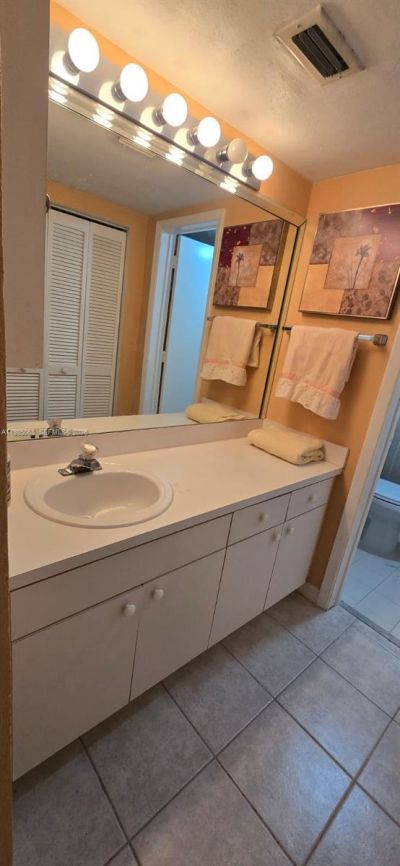 7400 Miami Lakes Dr , Unit D305, Miami Lakes, FL 33014 Photo