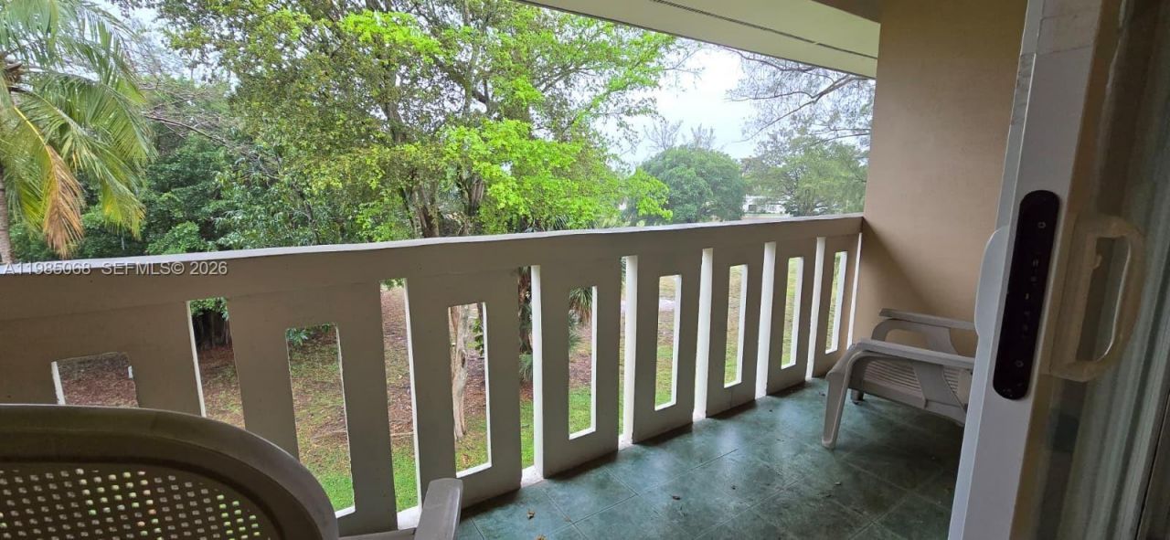 7400 Miami Lakes Dr , Unit D305, Miami Lakes, FL 33014 Photo