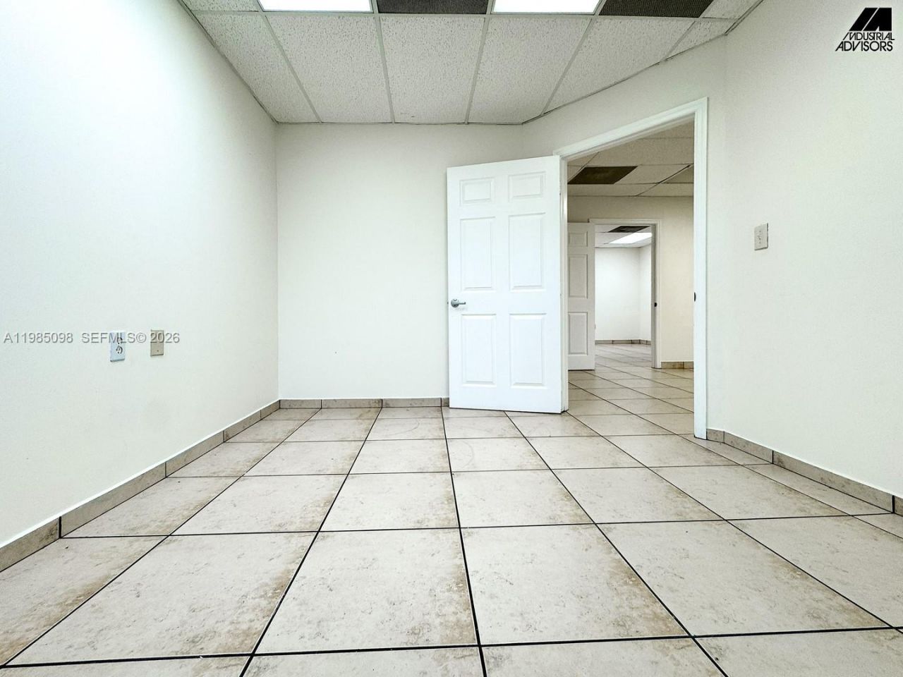 5755 NW 151st St , Miami Lakes, FL 33014 Photo