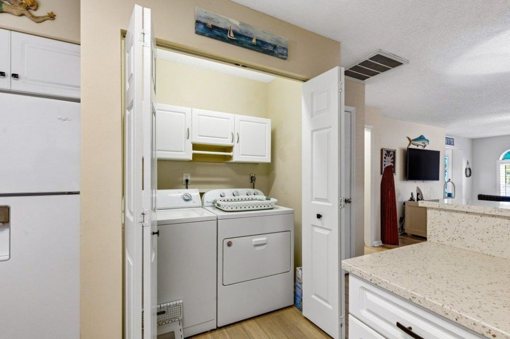 1442 Baldwin Ct. Photo 11