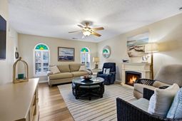 1442 Baldwin Ct. photo 4