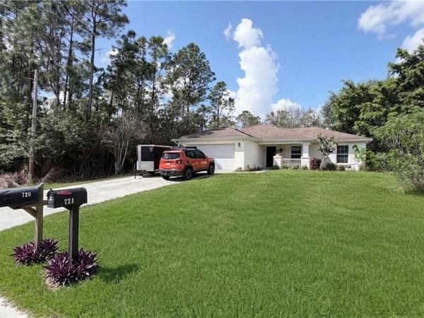 720 Brannen AVE, LEHIGH ACRES, FL 33974