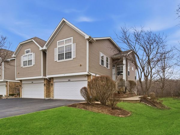 286 Prairie View Lane, Wheeling, IL 60090