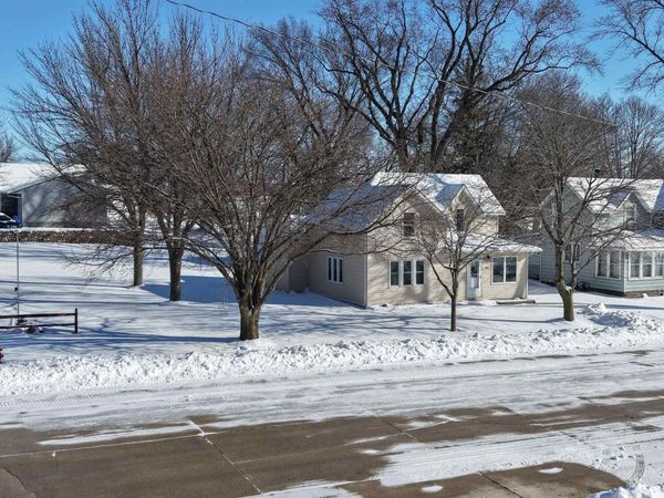303 E Ramsey Street, Bancroft, IA 50517