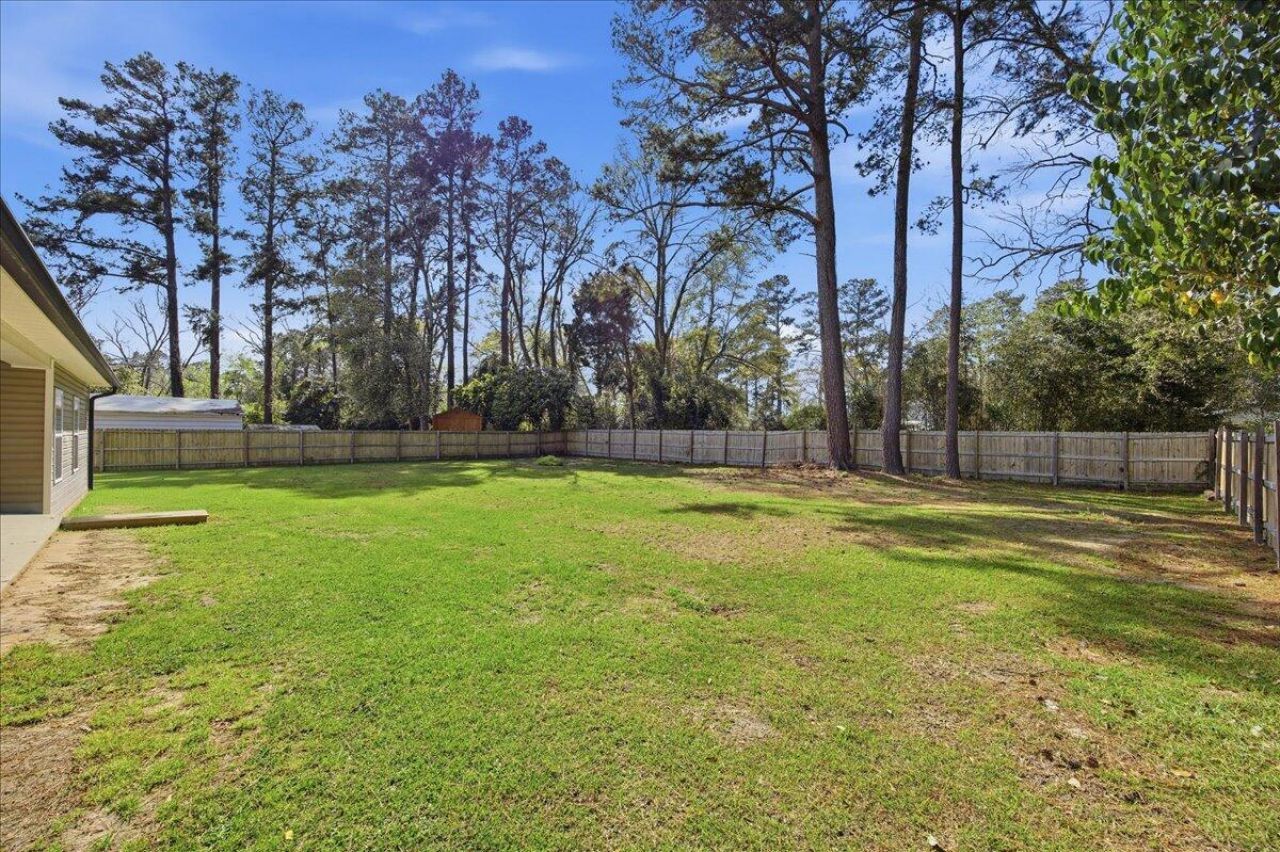 198 Quaker Street Photo 22