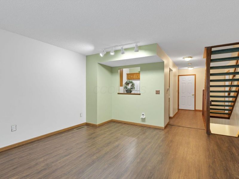 7403 Kirkdale Drive , Unit 2B, Blacklick, OH 43004 Photo 23