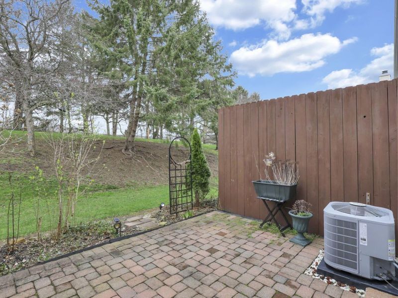 7403 Kirkdale Drive , Unit 2B, Blacklick, OH 43004 Photo 42