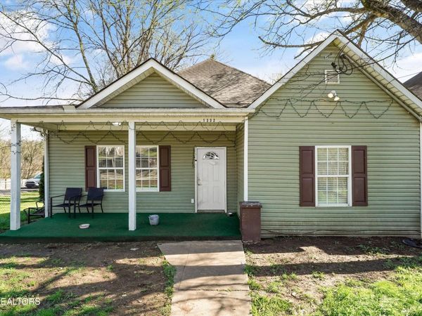1332 Beaumont Ave, Knoxville, TN 37921