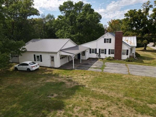 15 S Main Street , Detroit, ME 04929