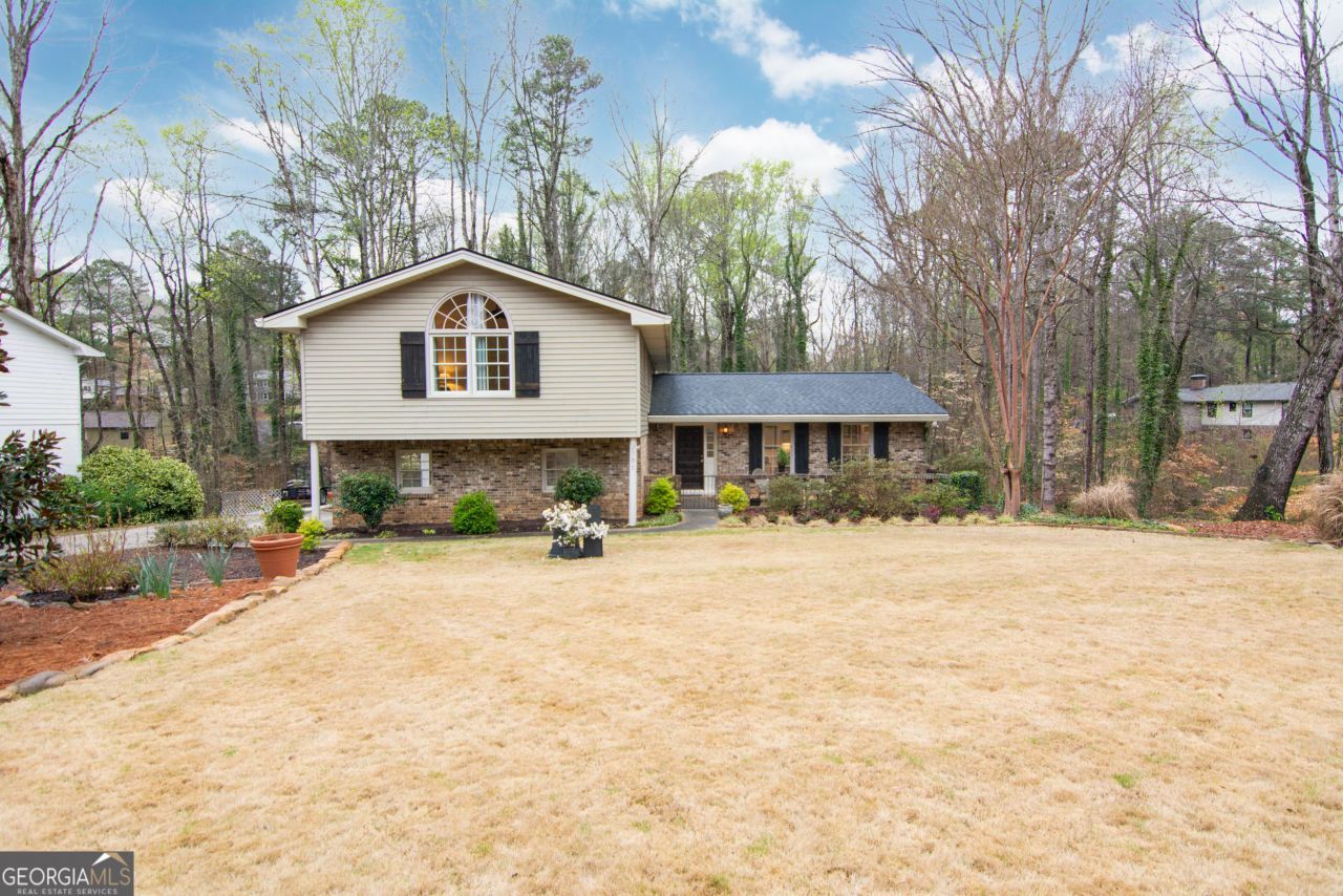 2703 Heath Lane, Duluth, GA 30096 Main Photo