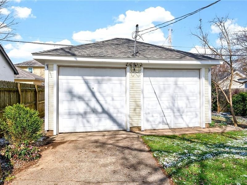 305 Orchard Drive, Oakwood, OH 45419 Photo 32