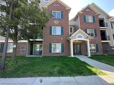 14301 Pinehurst Lane, Grand Blanc Twp, MI 48439