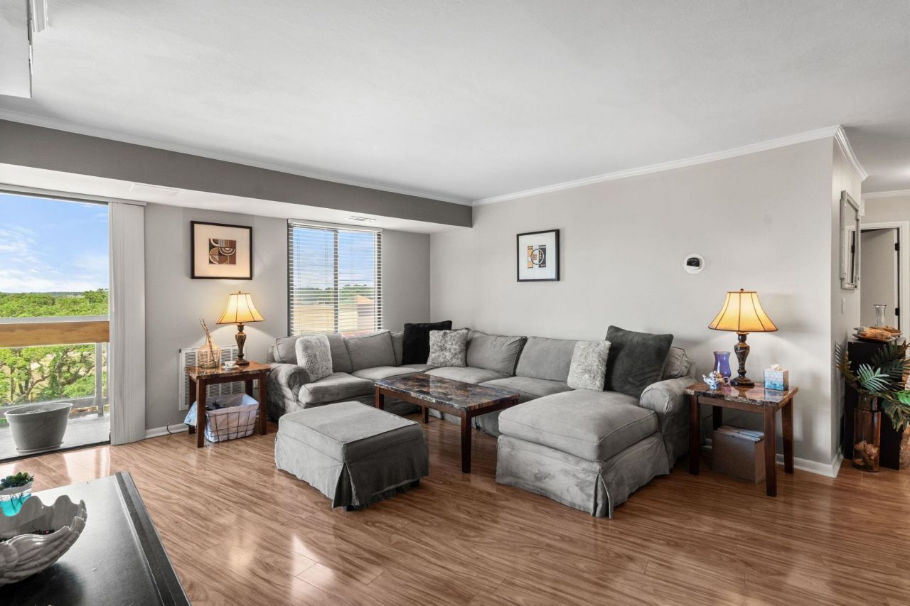 400 20th Ave. N  Photo 9