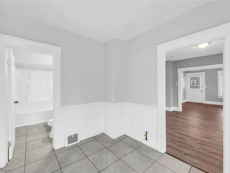 3726 Newark Avenue, Cleveland, OH 44109 Photo 22