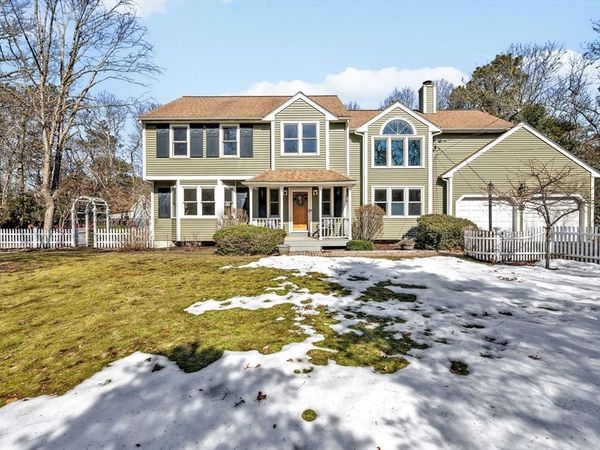 348 Wakeby Rd, Barnstable, MA 02648