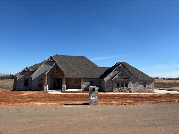 968 Fluvi Circle, Newcastle, OK 73065