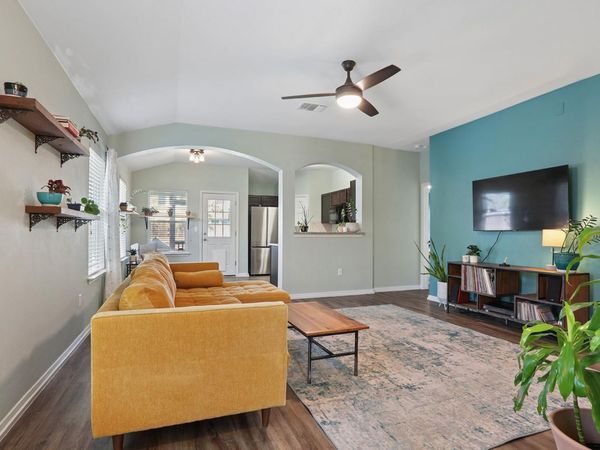 13804 Sierra Wind LN , Elgin, TX 78621