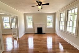 1697 Broughton Street photo 4