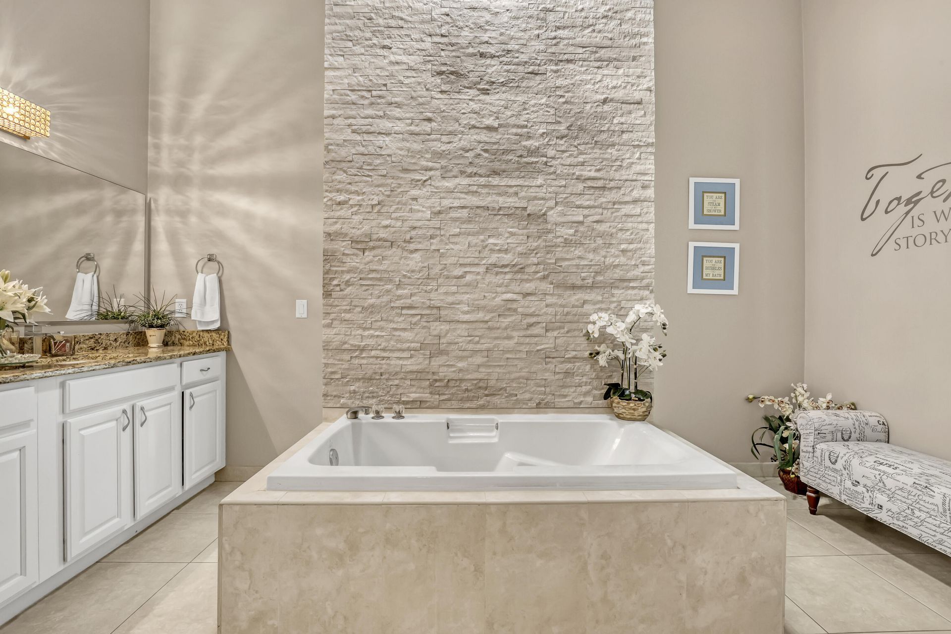 14042 88th Place N, The Acreage, FL 33470 Photo